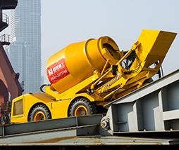 恒聯(lián)混凝土施工神器自裝料攪拌車(chē)成功出口古巴，好設(shè)備國(guó)際共享！